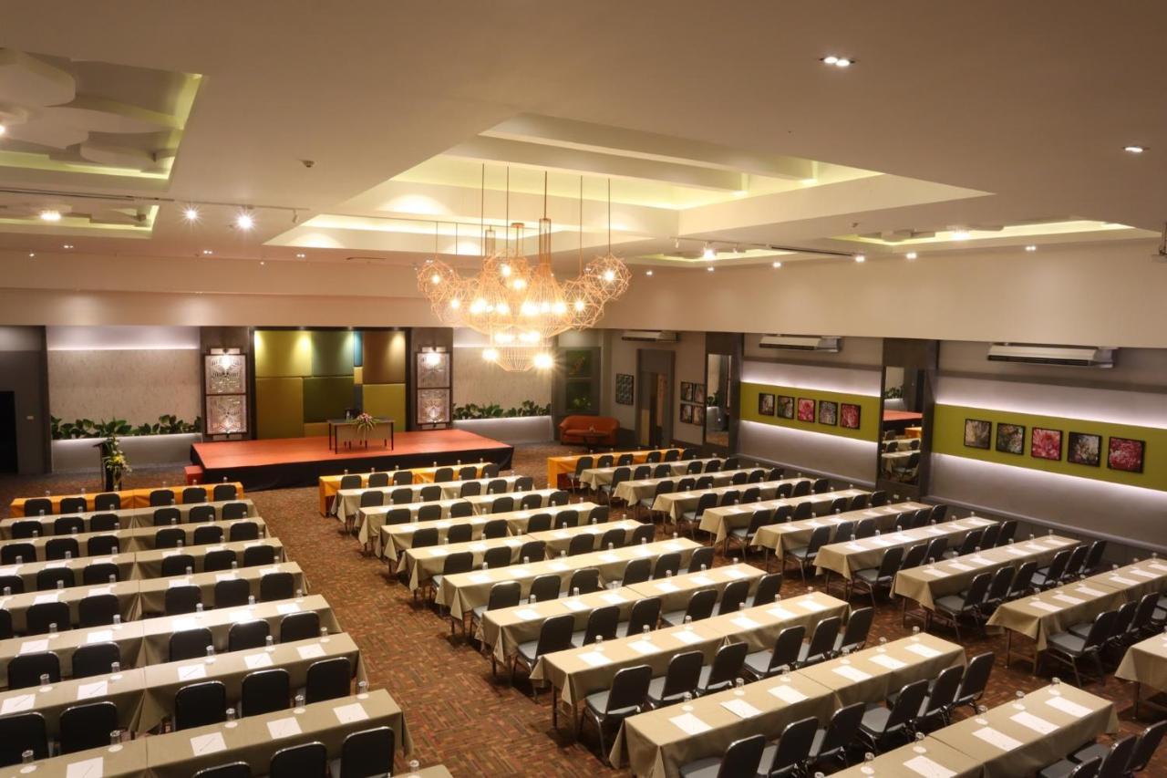 Hua Hin Grand Hotel&Plaza Exterior foto